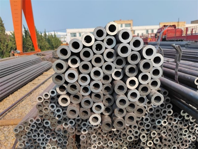 甘肃16Mn小口径无缝钢管